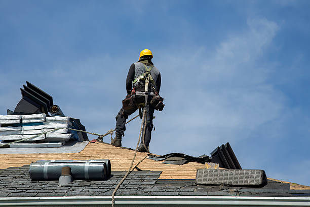 Professional Gutter Installation technician working in Olney, IL